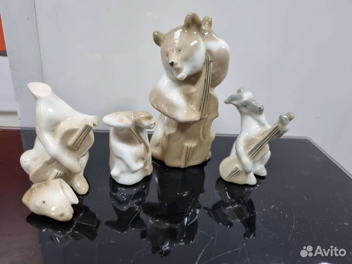 Скульптура лзфи, Музыкальный Квартет из Ба