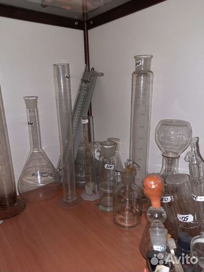 Посуда стекло химическая пробирки колбы и т.д