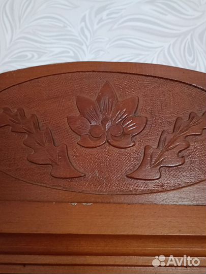 Трюмо с зеркалом старинное