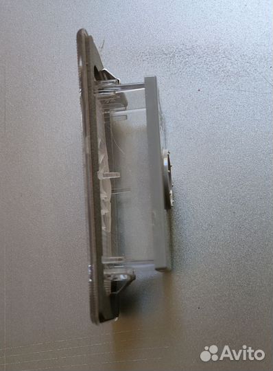 Плафон подсветки номера Киа Спортаж 4