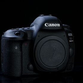 Canon 5D mark iv body