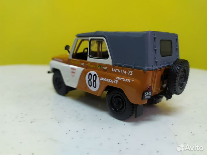 Модель. уаз-469Б