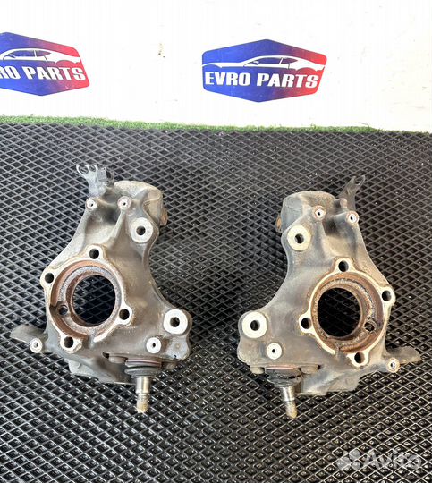 Поворотный кулак передний BMW X1 E84