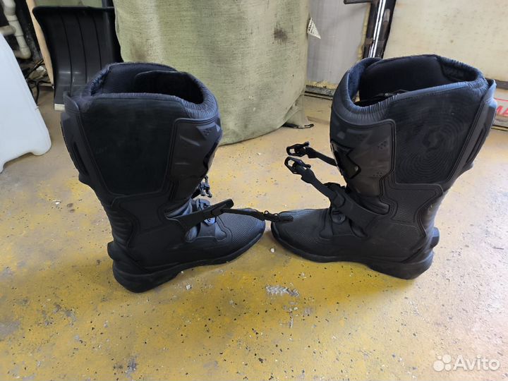 Мотоботы кроссовые