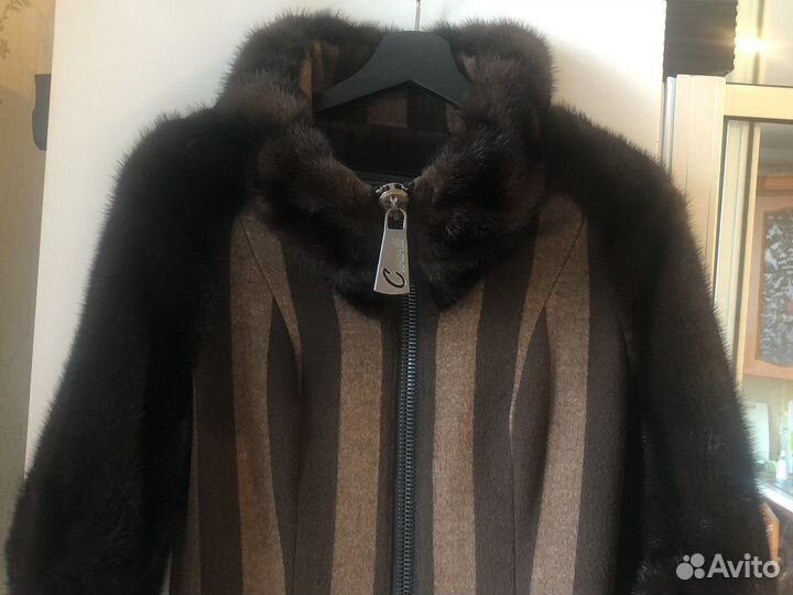 Пальто демисезонное