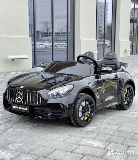 Электромобиль новый