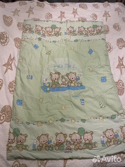 Одеяло в детскую кроватку