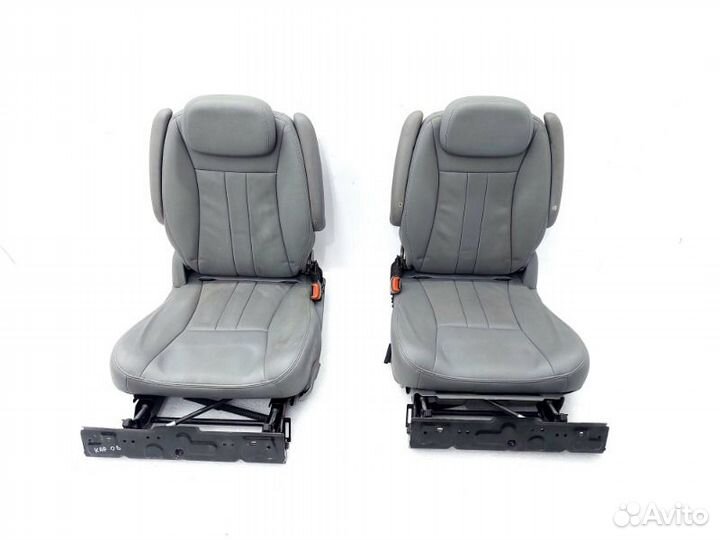 Сиденья комплект Chrysler Grand Voyager 5 RT ERB