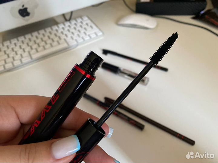 Новая косметика 5в1-тушь, подводка, карандаш, гель