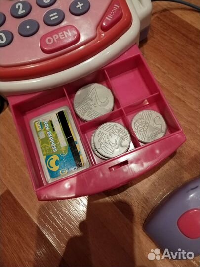 Детские игрушки касса