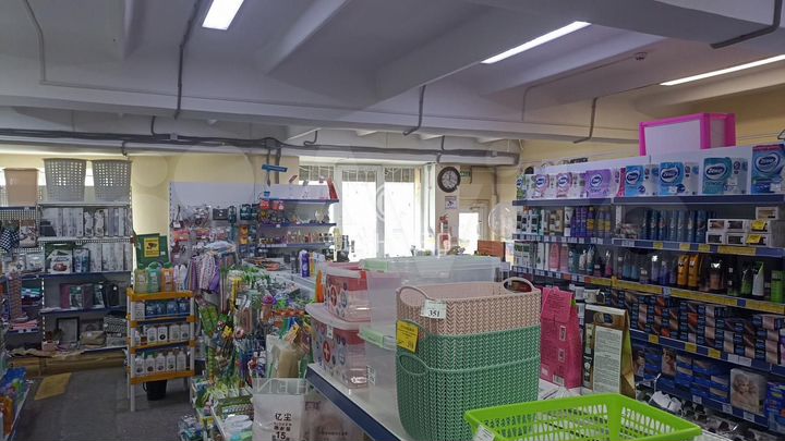 Торговые площади, 141.1 кв.м