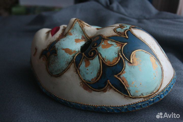 Венецианская маска Вольто