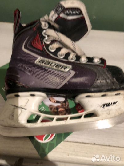 Продам детские коньки