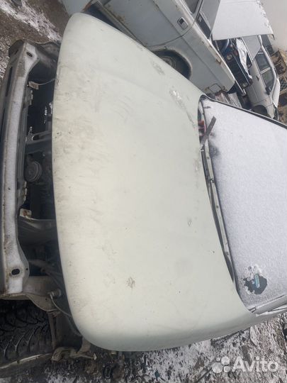 Капот на ваз 2110