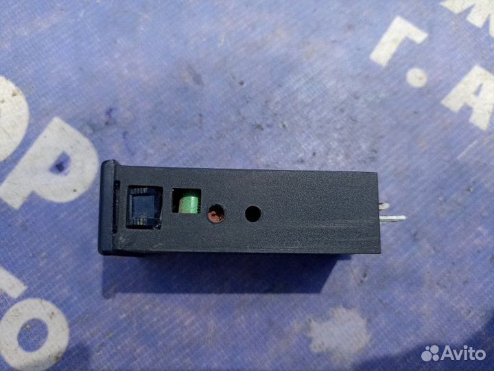 Кнопка переключения газ/бензин Chevrolet Niva