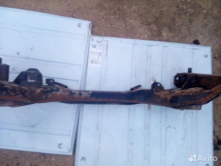 Передняя балка на бмв