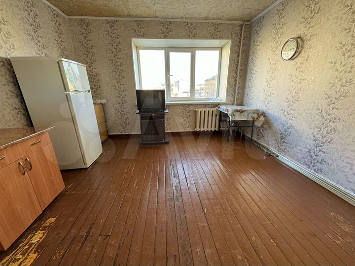 Комната 18 м² в 1-к., 4/5 эт.