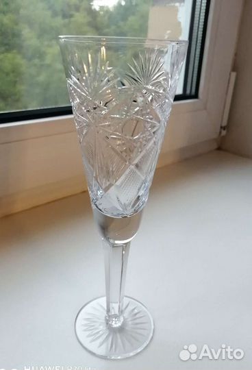 Хрустальные бокалы для шампанского
