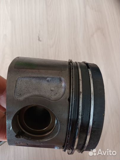 Комплект поршней Форд Транзит 2.2 ttdi cvrc