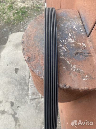 Натяжной ролик volvo fh с приводным ремнем