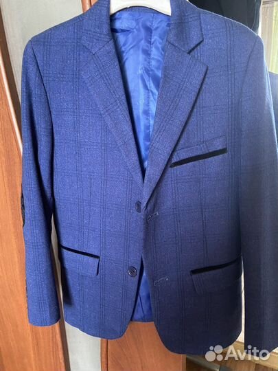 Пиджак на мальчика 134