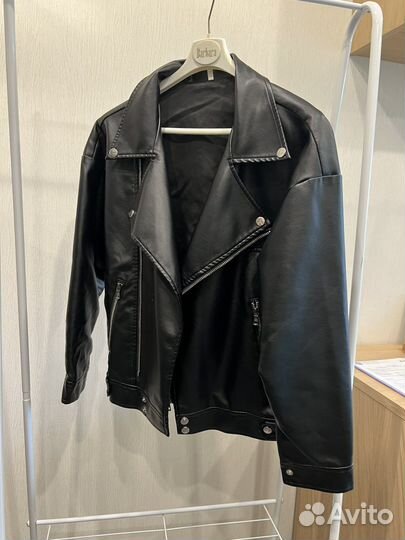 Куртка кожаная женская
