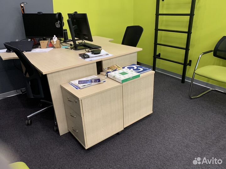 Офисная мебель стол тумба