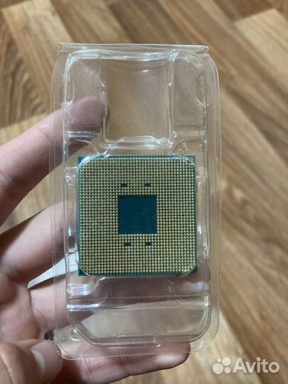 Процессор Athlon200ge