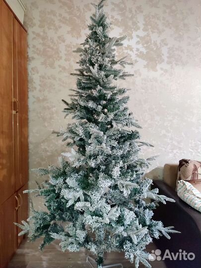 Елка искусственная литая заснеженная