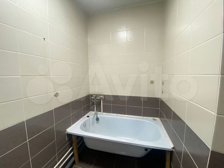 1-к. квартира, 42 м², 5/5 эт.