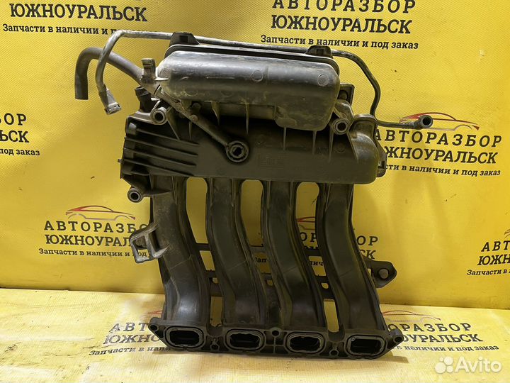 Впускной коллектор Renault Megane II 2006