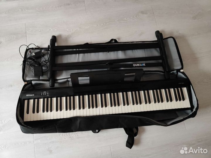 Цифровое пианино Roland FP-10