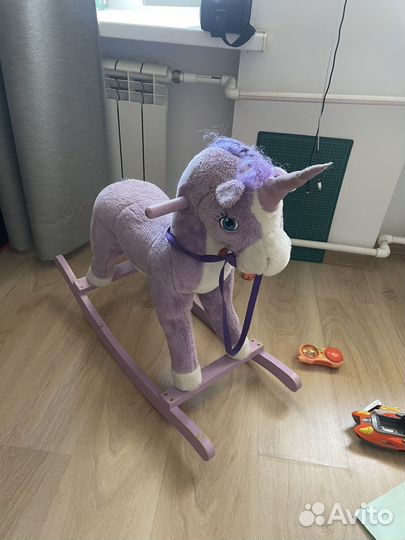 Детская качалка лошадь