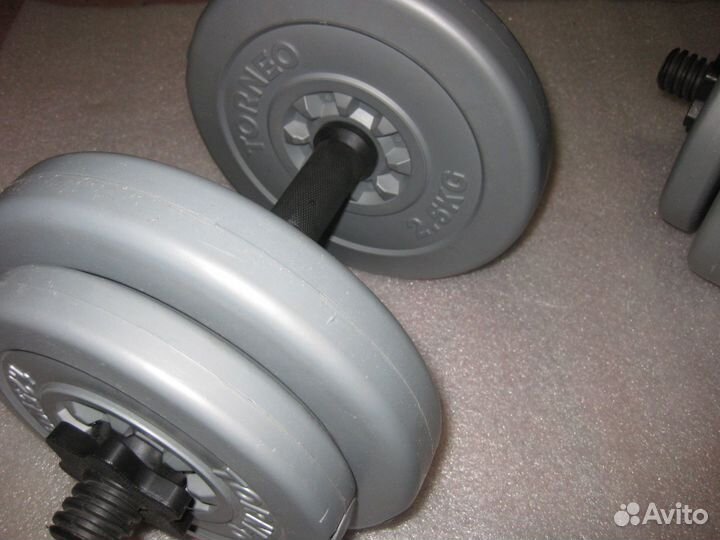 Продам гантели 2х8,16,17,19 кг