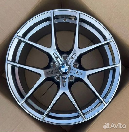 Диски для BMW G20 G30 G32 r18 763M style