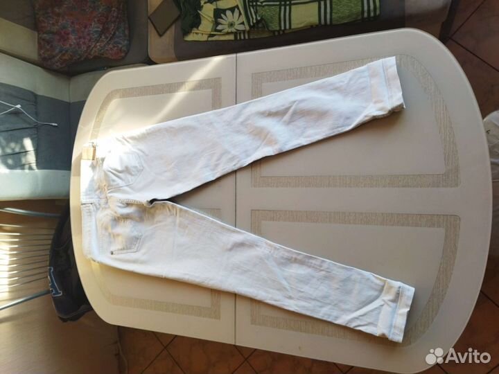 Джинсы Bershka