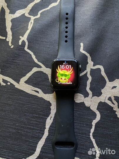 Часы apple watch 4 40 mm
