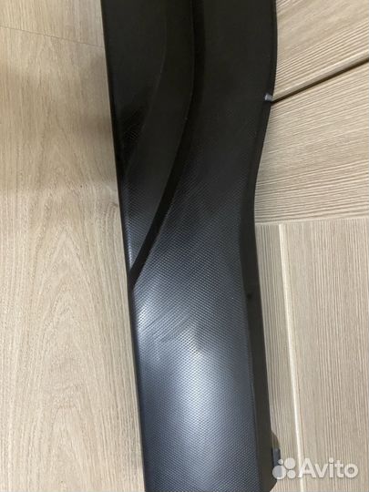 Накладка на заднюю левую дверь