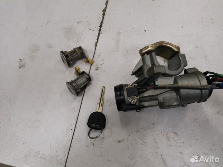 Замок зажигания Kia Rio универсал A5D 2003