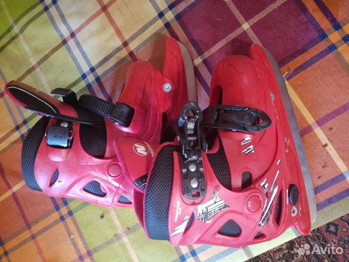 Коньки хоккейные детские 30 размер