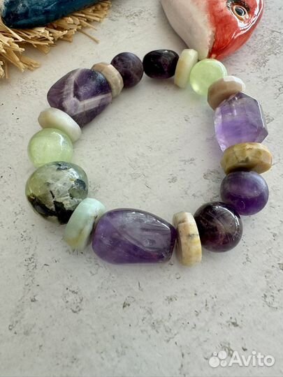 Женский браслет из натуральных камней купить