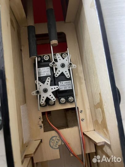 Радиоуправляемый самолет