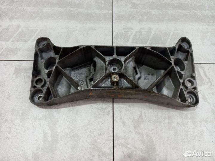 Кронштейн АКПП Bmw 535I F07 GT N55B30A 2010