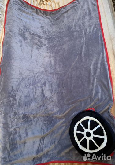 Плед-подушка nissan