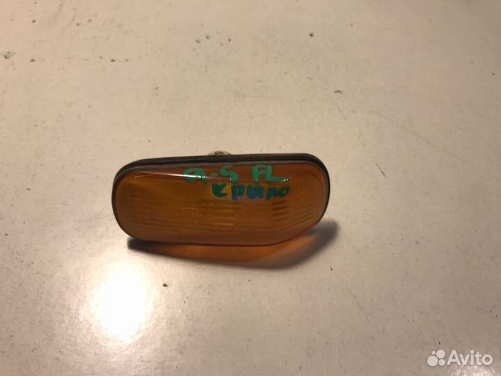 Saab 9-5 97-10 Повторитель поворота в крыло