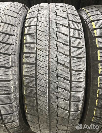 Bridgestone Blizzak VRX 215/60 R16 95S