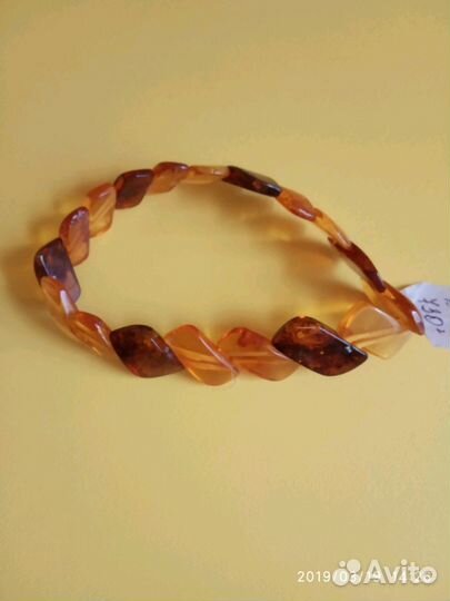 Браслет из натурального янтаря. Новый