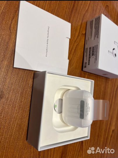 Беспроводные наушники аирподс