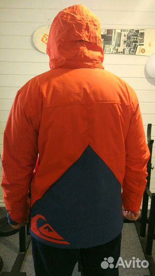 Горнолыжная куртка quiksilver