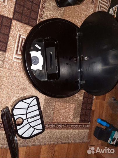 Робот пылесос